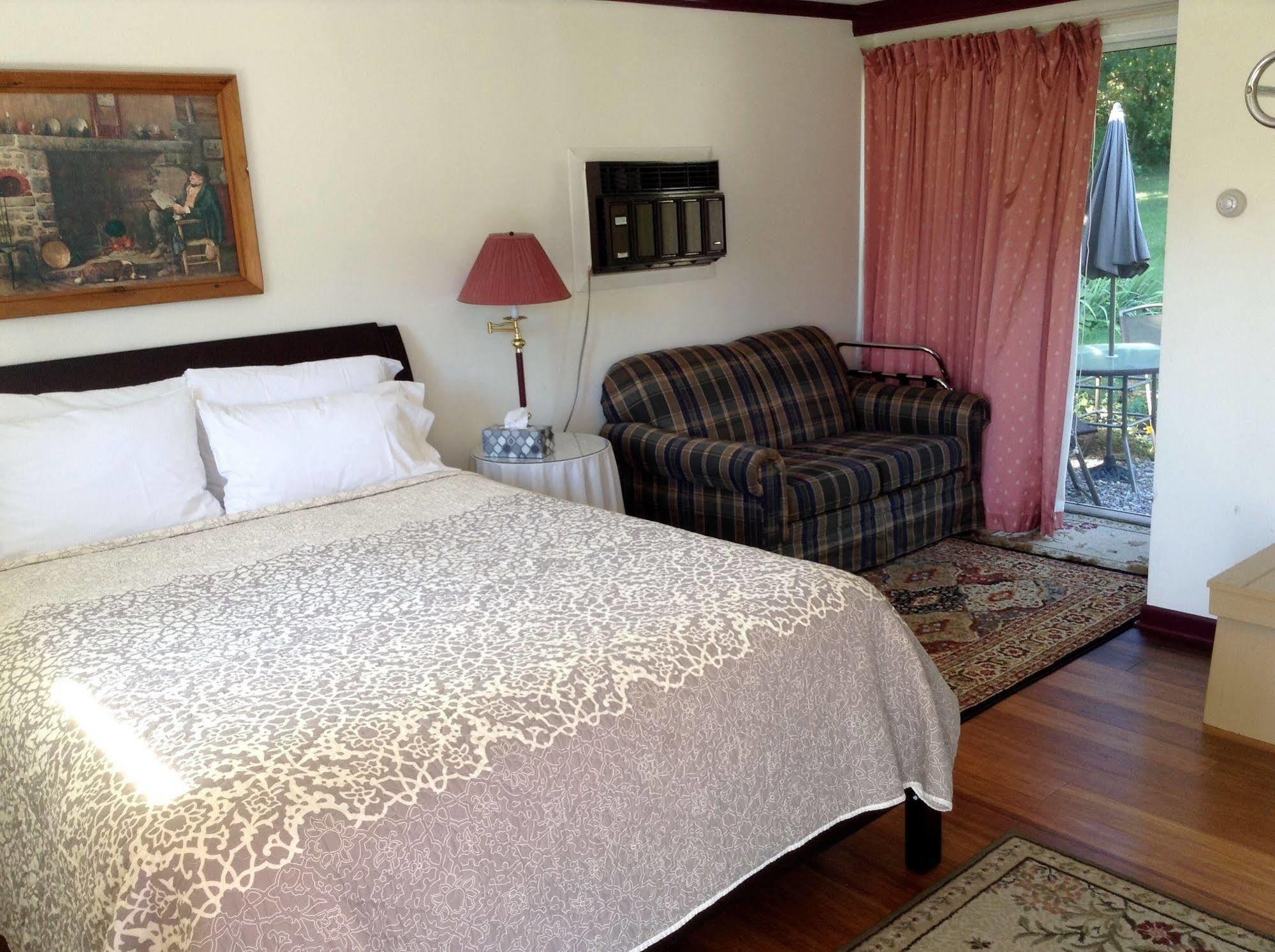 Governor'S Rock Motel Shaftsbury Zewnętrze zdjęcie