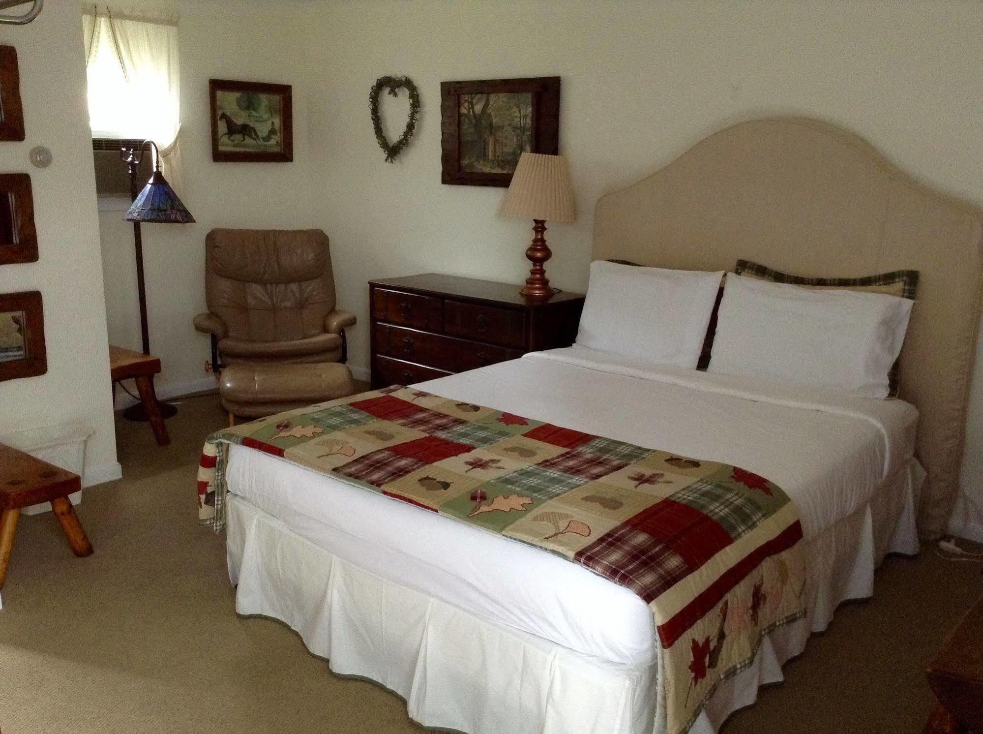 Governor'S Rock Motel Shaftsbury Zewnętrze zdjęcie